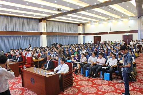 Bất động sản phục hồi tác động lên cổ phiếu