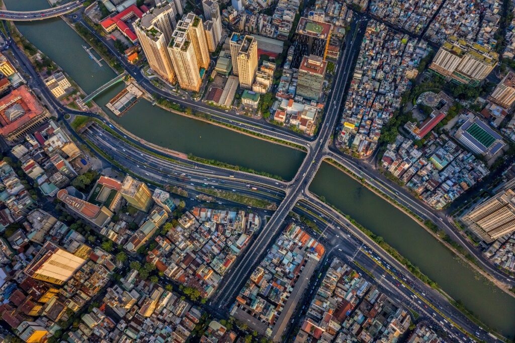 Giá nhà đất tăng phi mã tại nhiều địa phương và chưa có dấu hiệu dừng lại