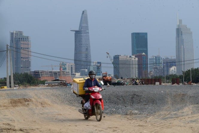 Thị trường bất động sản TP.HCM: Cung vượt cầu?