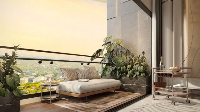 Ban công rộng rãi mở ra không gian riêng tư từ tầng cao thành phố